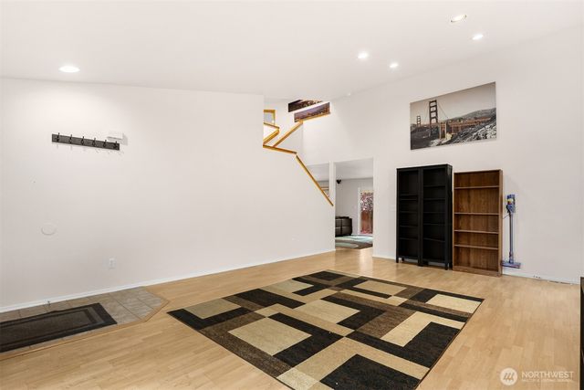 2632 NE 24th Court, Renton, WA 98056