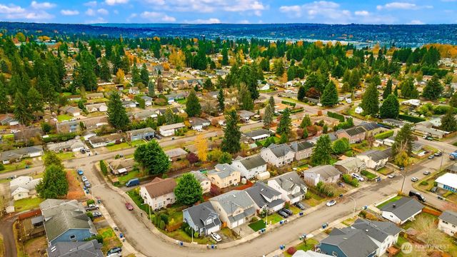 2632 NE 24th Court, Renton, WA 98056