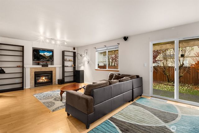 2632 NE 24th Court, Renton, WA 98056