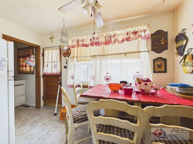 15509 Rose Drive, South Holland, IL 60473