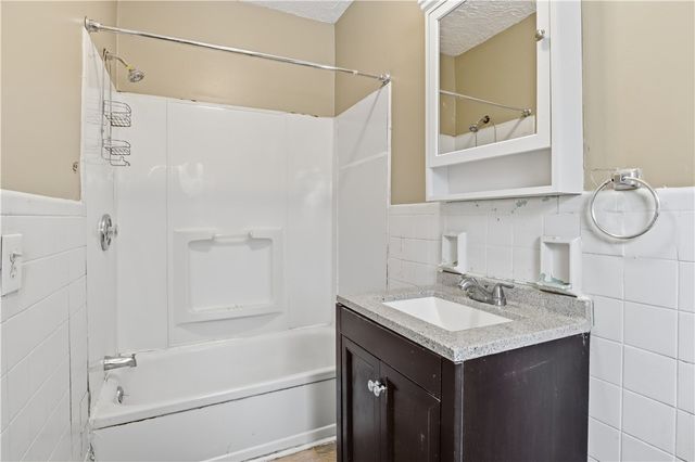 29 Dakota Street, Rochester, NY 14611