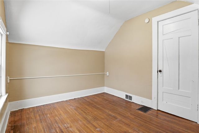 29 Dakota Street, Rochester, NY 14611