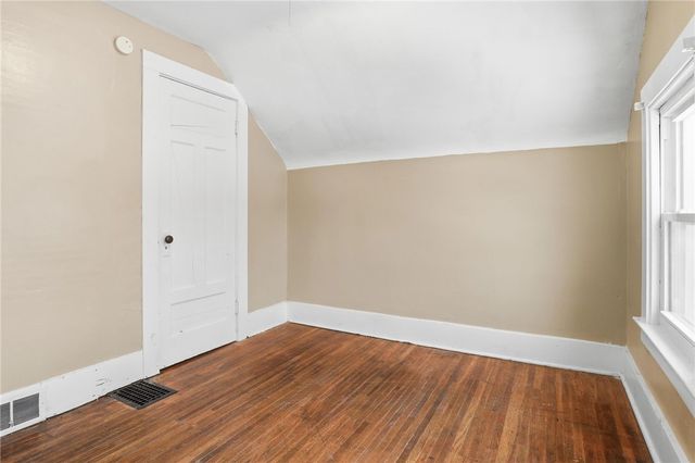 29 Dakota Street, Rochester, NY 14611