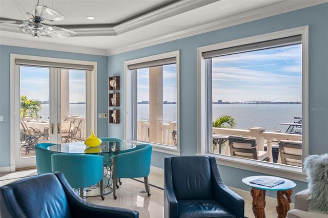 5907 BAYVIEW CIRCLE S, Gulfport, FL 33707