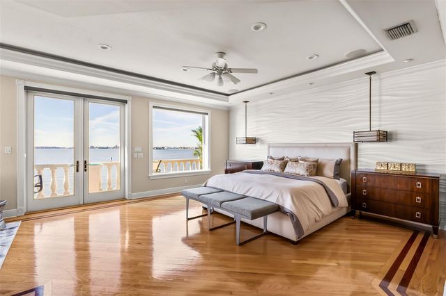 5907 BAYVIEW CIRCLE S, Gulfport, FL 33707