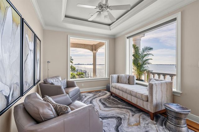 5907 BAYVIEW CIRCLE S, Gulfport, FL 33707