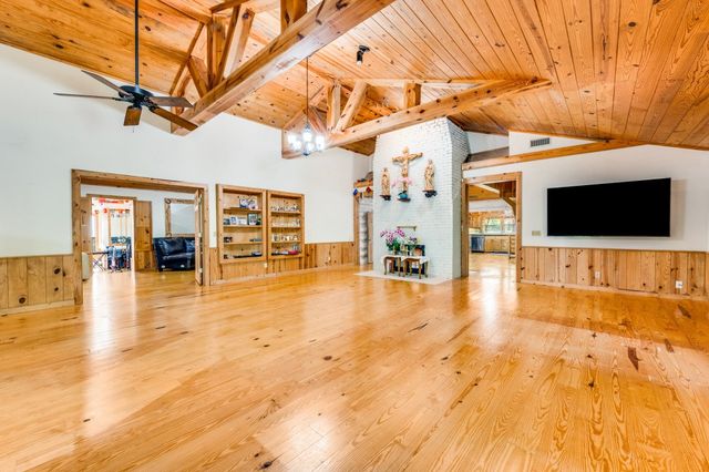 539 N Duncanville Road, Cedar Hill, TX 75104