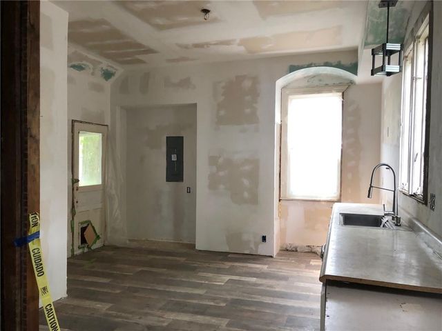 524 S Grand Avenue, Sedalia, MO 65301