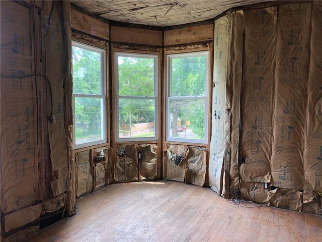 524 S Grand Avenue, Sedalia, MO 65301