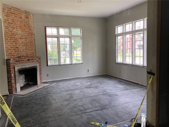 524 S Grand Avenue, Sedalia, MO 65301