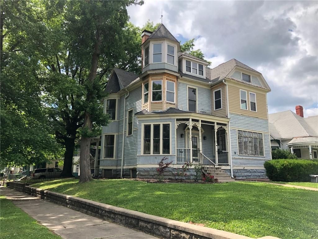 524 S Grand Avenue, Sedalia, MO 65301