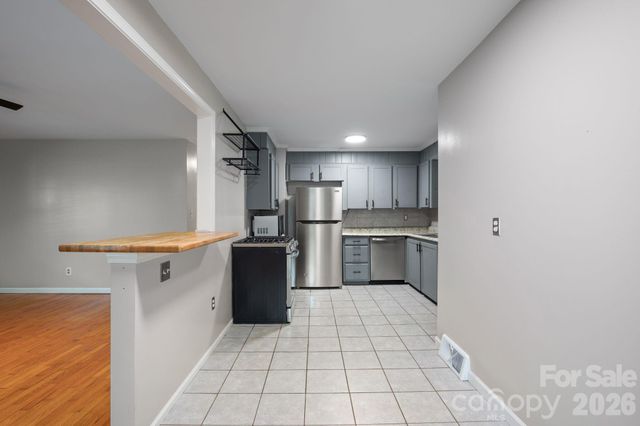 212 Pennsylvania Avenue, Asheville, NC 28806