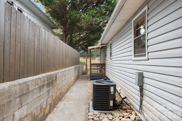 212 Pennsylvania Avenue, Asheville, NC 28806