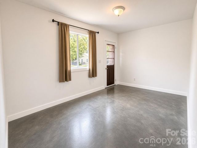 212 Pennsylvania Avenue, Asheville, NC 28806