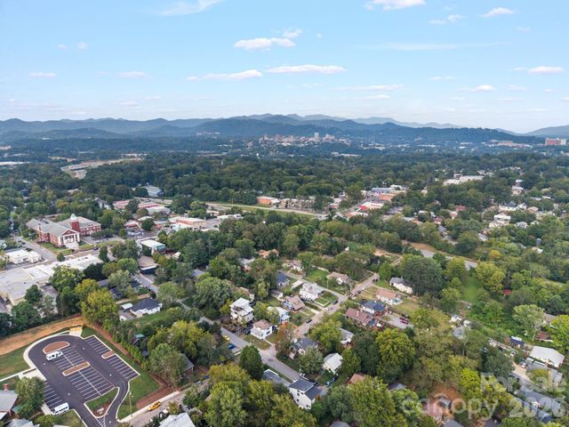 212 Pennsylvania Avenue, Asheville, NC 28806
