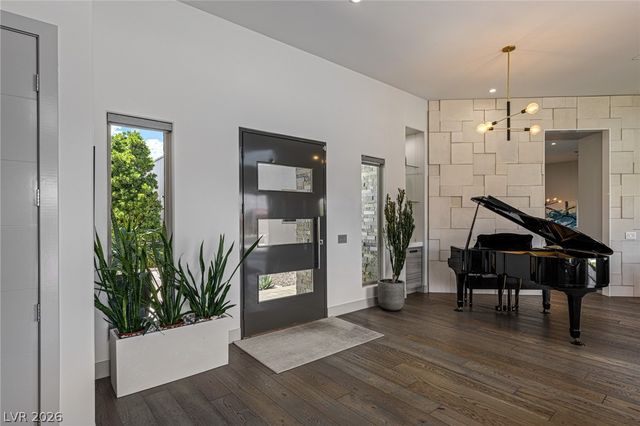 4050 North Tomsik Street, Las Vegas, NV 89129