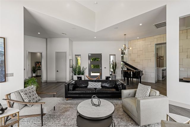 4050 North Tomsik Street, Las Vegas, NV 89129