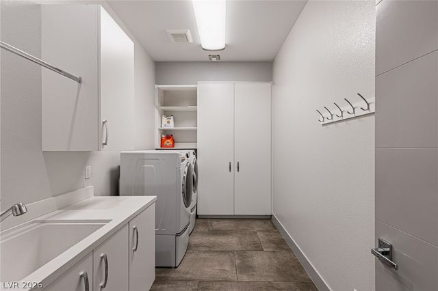 4050 North Tomsik Street, Las Vegas, NV 89129