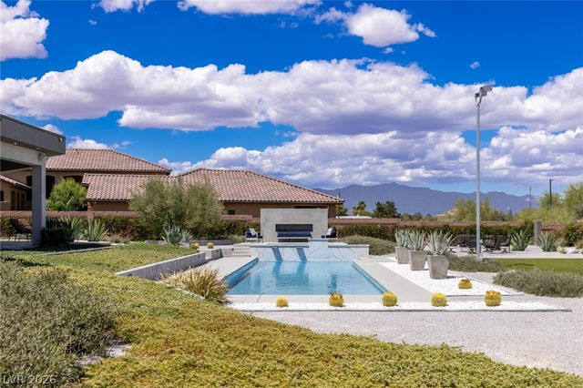 4050 North Tomsik Street, Las Vegas, NV 89129