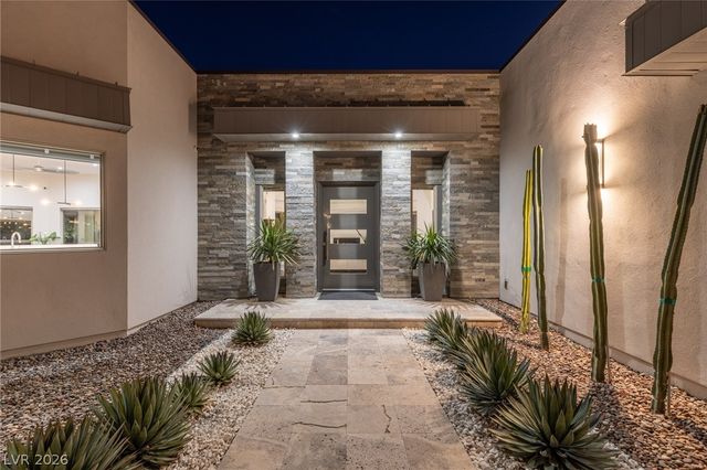 4050 North Tomsik Street, Las Vegas, NV 89129