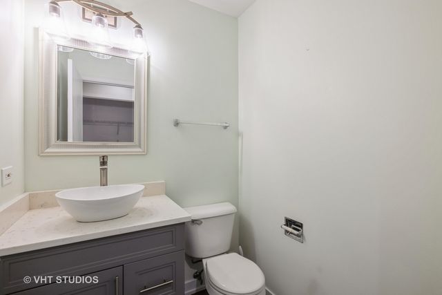 519 Jennifer Circle, Mundelein, IL 60060