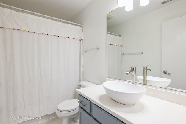 519 Jennifer Circle, Mundelein, IL 60060