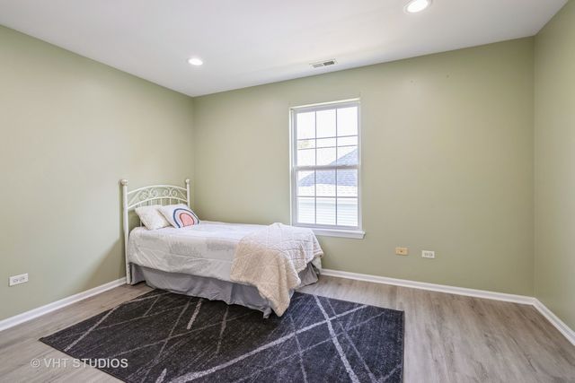 519 Jennifer Circle, Mundelein, IL 60060