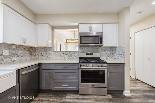 519 Jennifer Circle, Mundelein, IL 60060