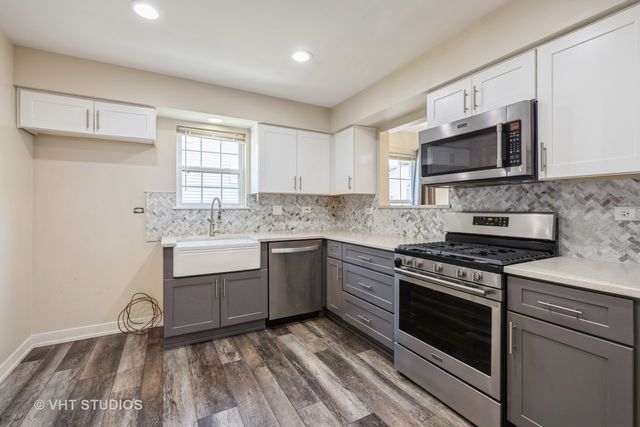 519 Jennifer Circle, Mundelein, IL 60060