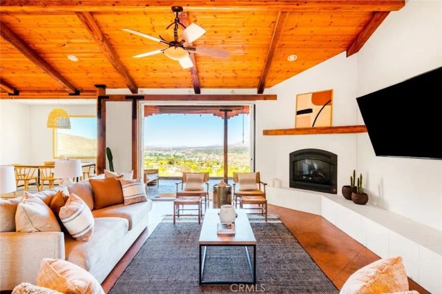 7529 Rockaway Avenue, Yucca Valley, CA 92284