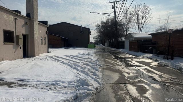 26385 John R Road, Madison Heights, MI 48071