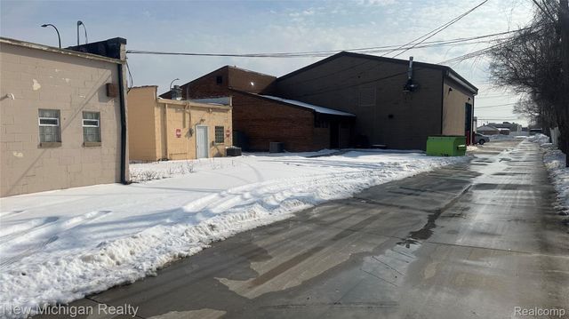 26385 John R Road, Madison Heights, MI 48071