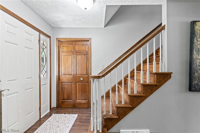 5507 Foxboro Avenue NW, Canton, OH 44718