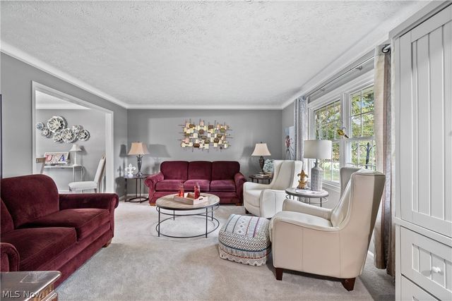 5507 Foxboro Avenue NW, Canton, OH 44718