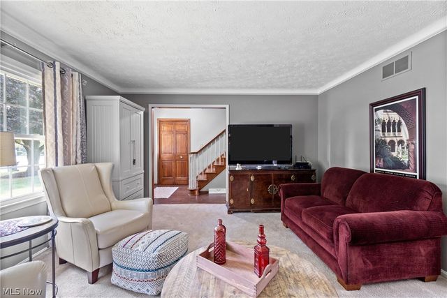 5507 Foxboro Avenue NW, Canton, OH 44718