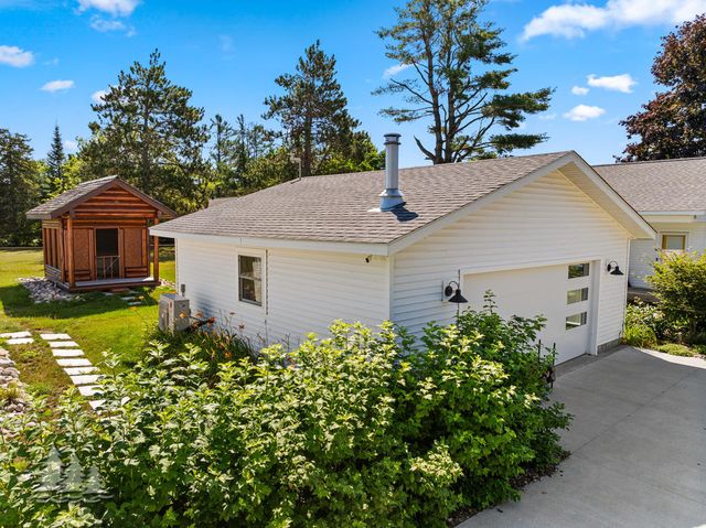 4565 Grant Drive, Lewiston, MI 49756