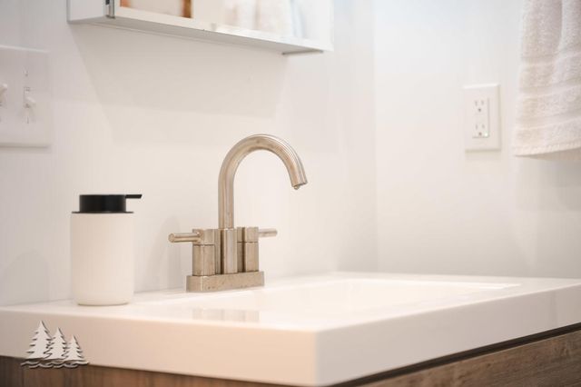 4565 Grant Drive, Lewiston, MI 49756