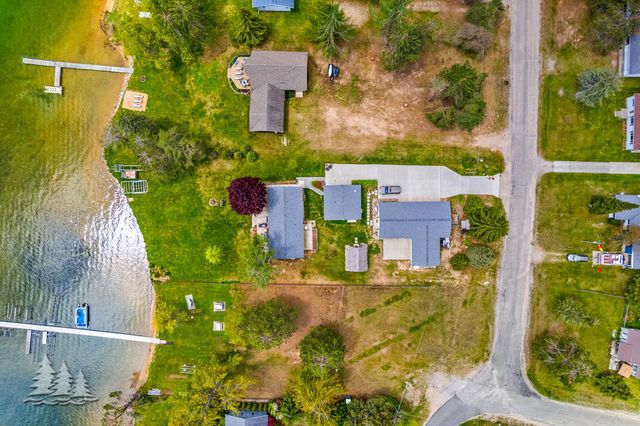 4565 Grant Drive, Lewiston, MI 49756