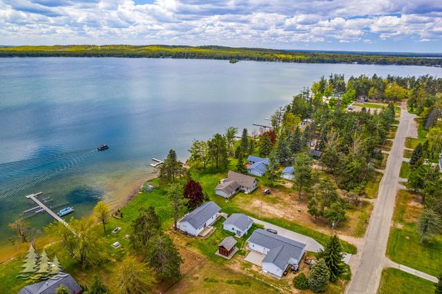 4565 Grant Drive, Lewiston, MI 49756