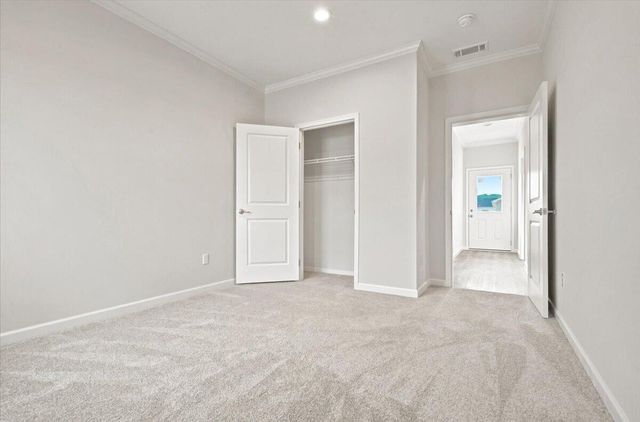 807 Sam Black Road, London, KY 40741