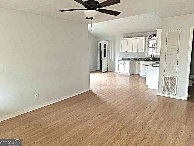 142 Hampton Street, Lula, GA 30554