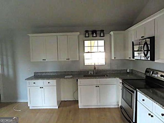 142 Hampton Street, Lula, GA 30554