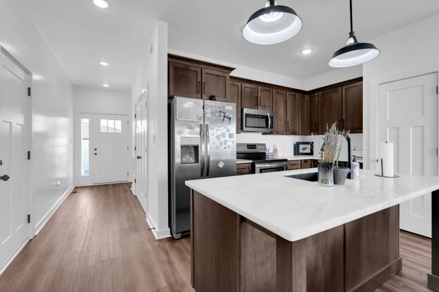 65 Duncan Ln, Winchester, TN 37398