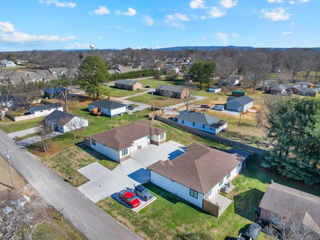65 Duncan Ln, Winchester, TN 37398