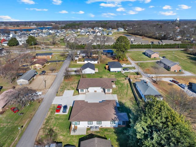65 Duncan Ln, Winchester, TN 37398