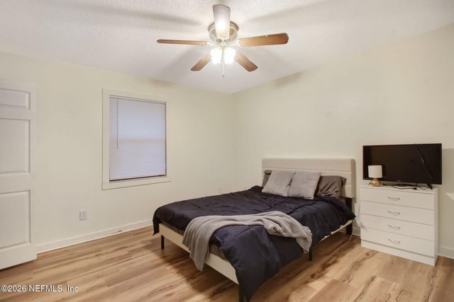 11716 VALLEY GARDEN Drive, Jacksonville, FL 32225