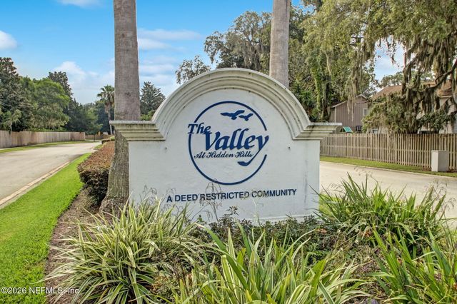 11716 VALLEY GARDEN Drive, Jacksonville, FL 32225