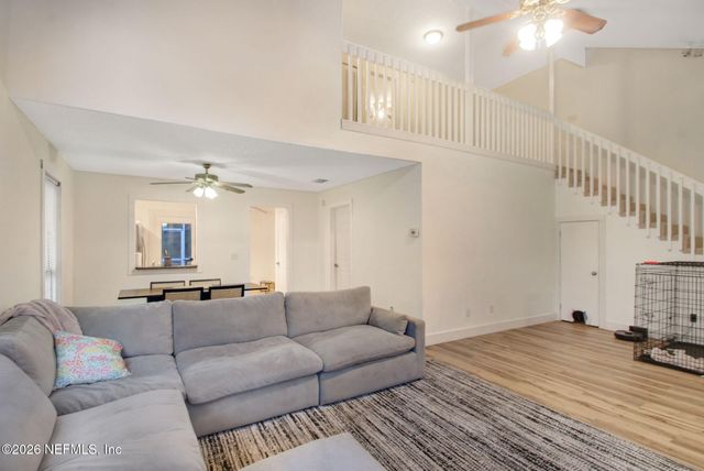 11716 VALLEY GARDEN Drive, Jacksonville, FL 32225