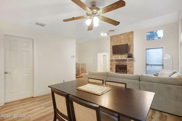 11716 VALLEY GARDEN Drive, Jacksonville, FL 32225