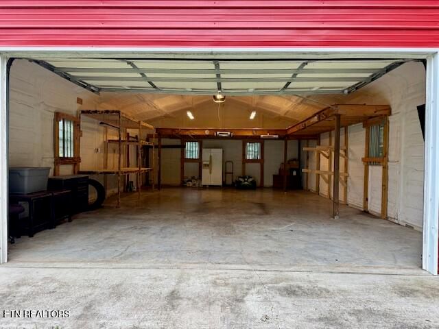 2845 Parkview Court, Maryville, TN 37803